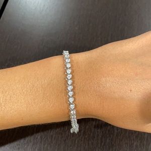 NWT Sterling Silver Cubic Zirconia Tennis Bracelet